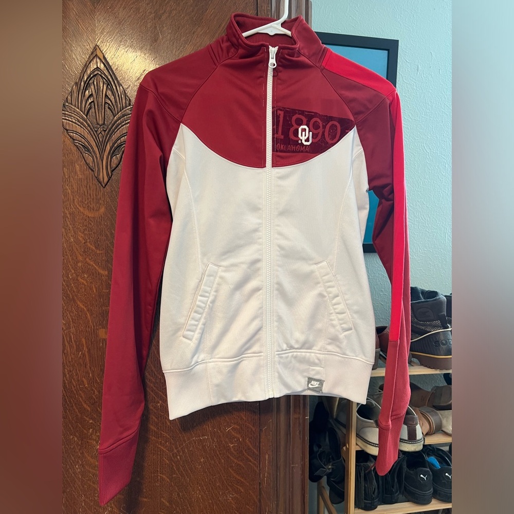 Women’s OU Nike mock-neck zip up